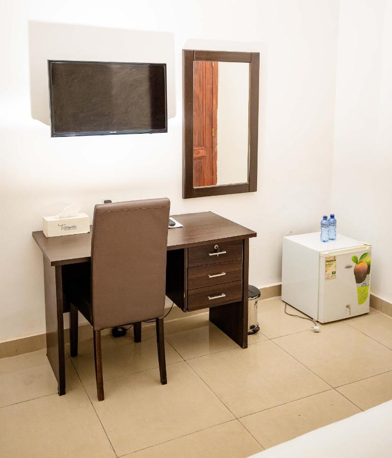 Hotel Everest RD CONGO Kinshasa Buitenkant foto