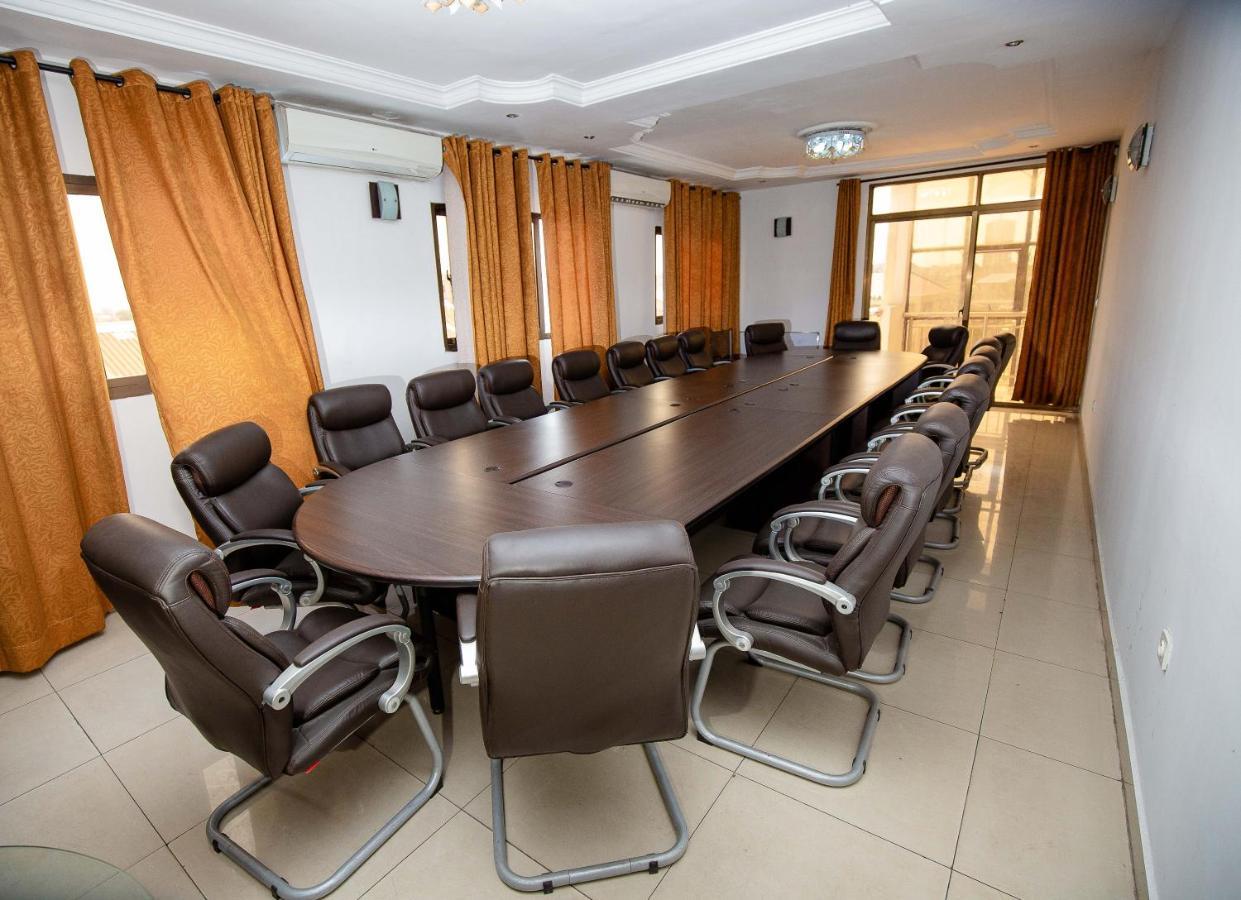Hotel Everest RD CONGO Kinshasa Buitenkant foto
